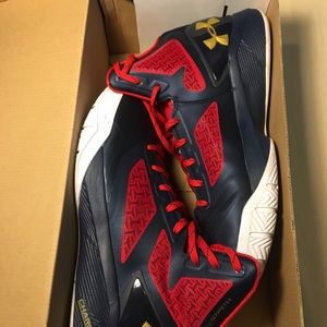 Ua size 13 basketball shoes